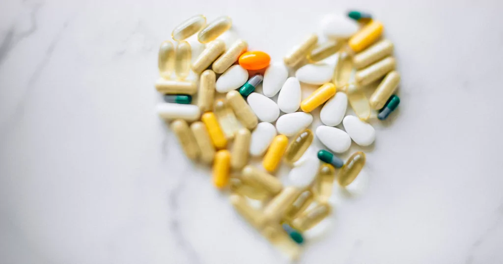 Quais os melhores multivitamínicos para queimar gordura e crescimento muscular? Imagem ilustrativa